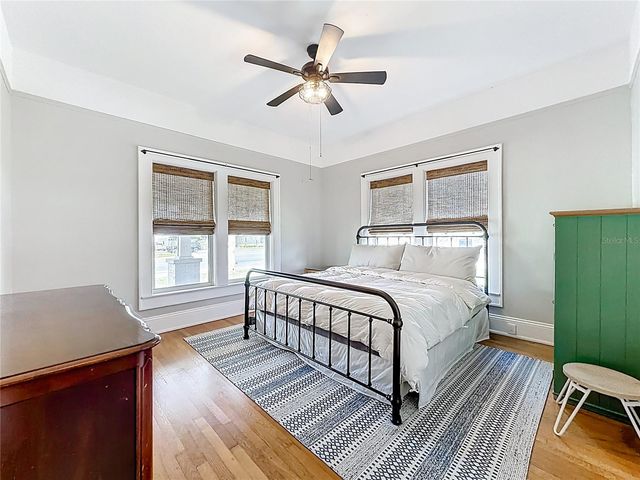 311 S CENTRAL AVENUE, Umatilla, FL 32784