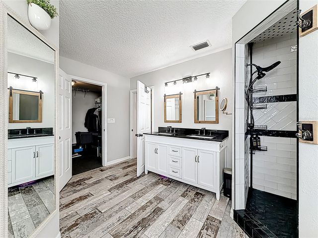 311 S CENTRAL AVENUE, Umatilla, FL 32784