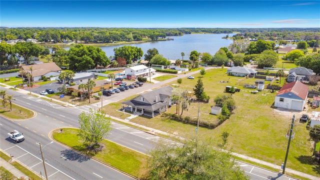 311 S CENTRAL AVENUE, Umatilla, FL 32784