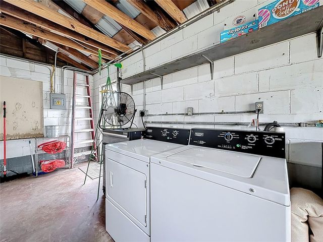 311 S CENTRAL AVENUE, Umatilla, FL 32784