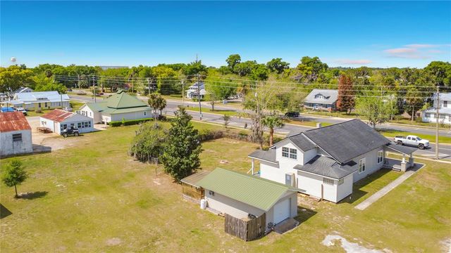 311 S CENTRAL AVENUE, Umatilla, FL 32784