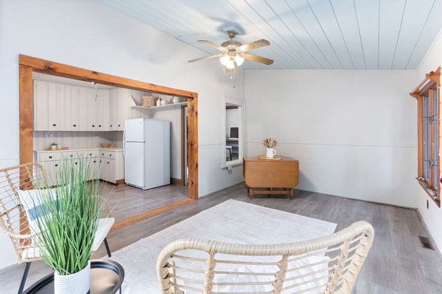 30 Cottage St, Medway, MA 02053
