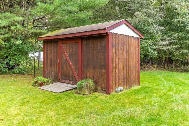30 Cottage St, Medway, MA 02053