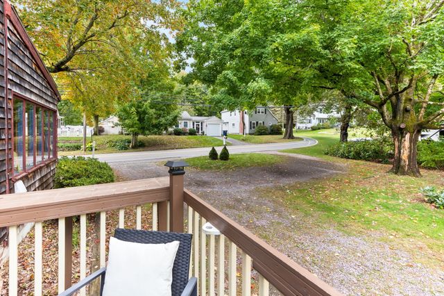 30 Cottage St, Medway, MA 02053