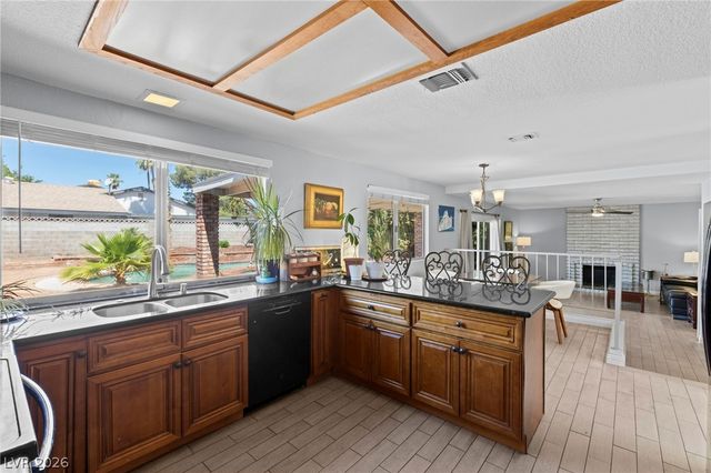 1808 Piccolo Way, Las Vegas, NV 89146