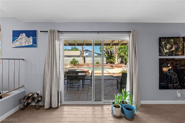 1808 Piccolo Way, Las Vegas, NV 89146
