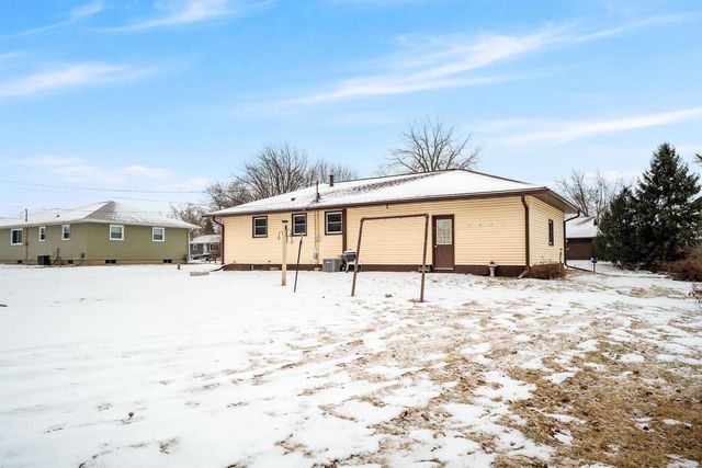 680 GLENDALE AVENUE, Oshkosh, WI 54901