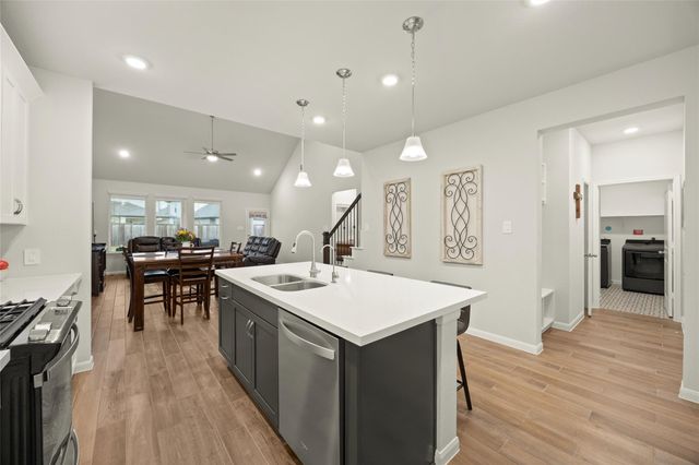 21131 Lady Of The Lake Lane, Cypress, TX 77433