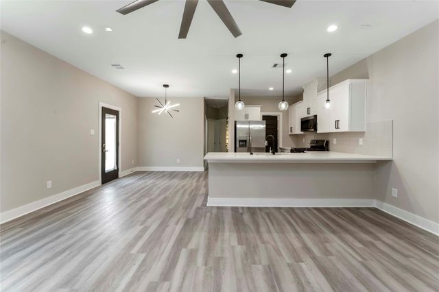 9514 Ashville Drive, Houston, TX 77051