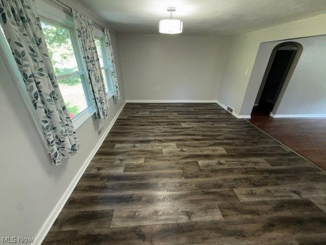 1087 Krumroy Road, Akron, OH 44306