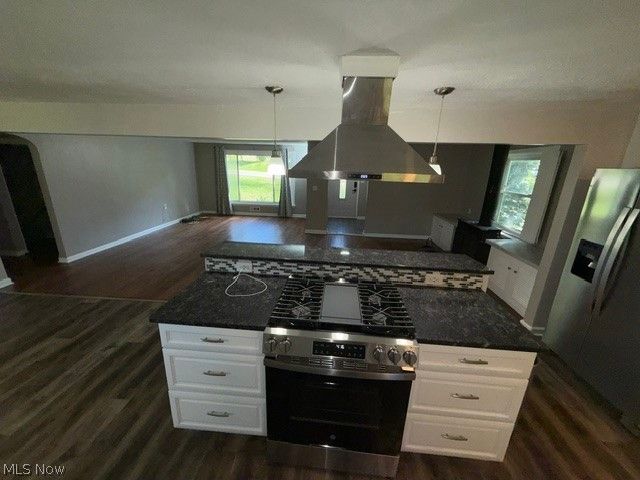 1087 Krumroy Road, Akron, OH 44306