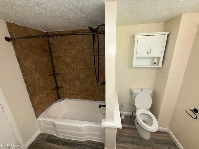 1087 Krumroy Road, Akron, OH 44306