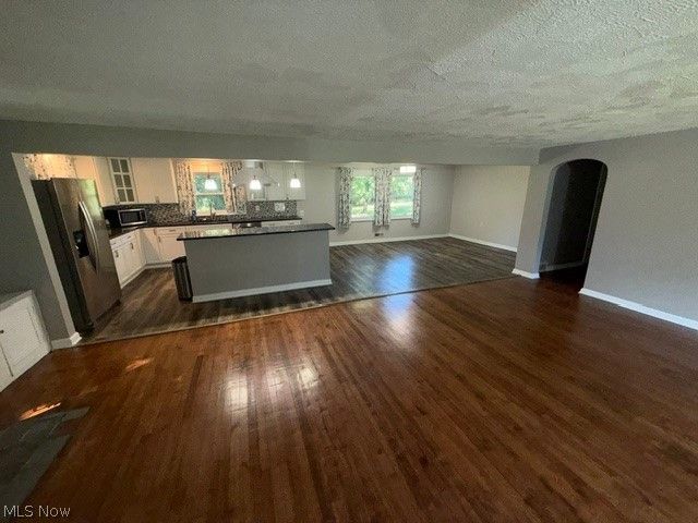 1087 Krumroy Road, Akron, OH 44306