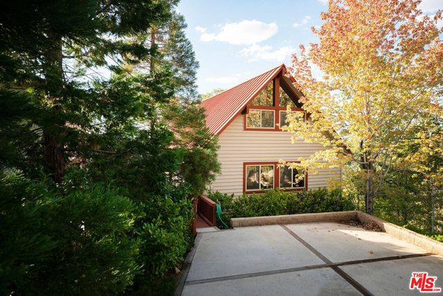 1260 Yukon Court, Lake Arrowhead, CA 92352