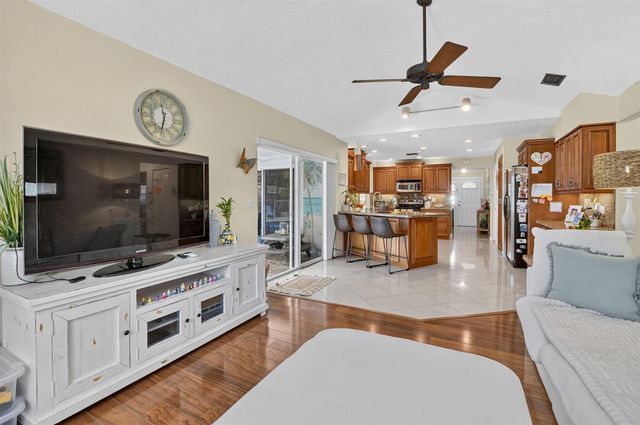 1345 SW 28th Avenue, Deerfield Beach, FL 33442