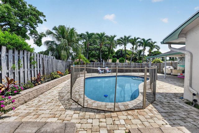 1345 SW 28th Avenue, Deerfield Beach, FL 33442