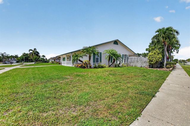 1345 SW 28th Avenue, Deerfield Beach, FL 33442
