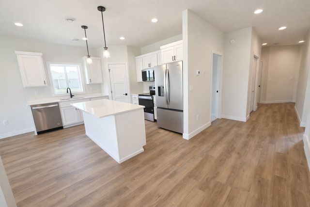 1600 5th Avenue NE, Dilworth, MN 56529