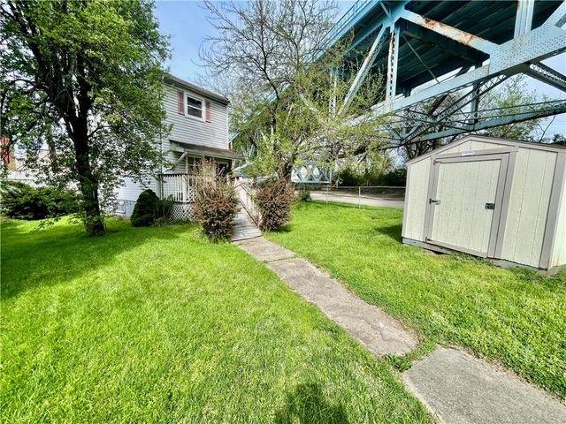507 Agnes St, Mckees Rocks, PA 15136