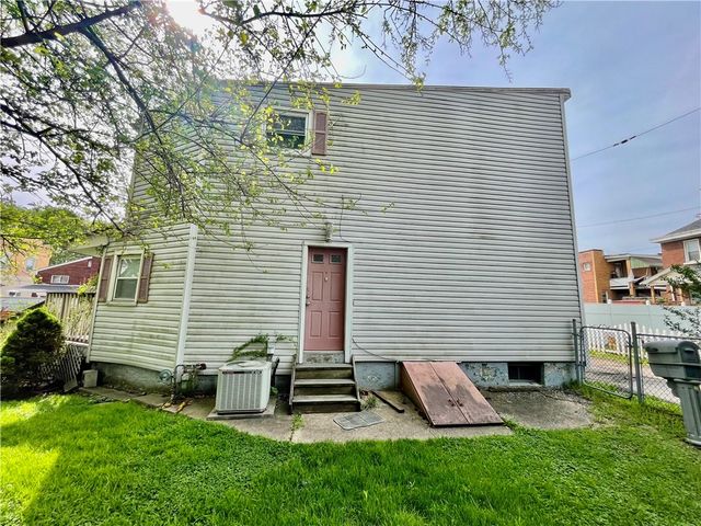507 Agnes St, Mckees Rocks, PA 15136