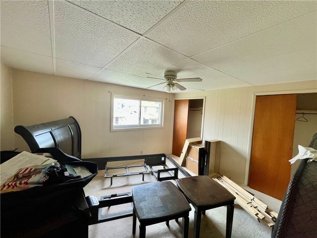 507 Agnes St, Mckees Rocks, PA 15136