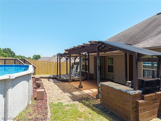 126 Pine Street, Greenwood, AR 72936