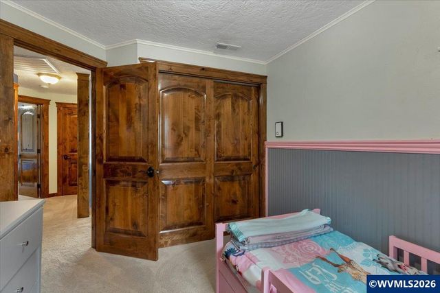 910 N 8th St, Aumsville, OR 97325