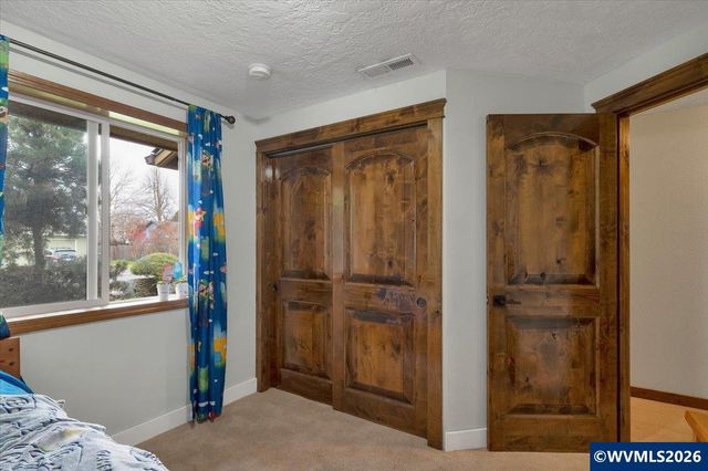 910 N 8th St, Aumsville, OR 97325