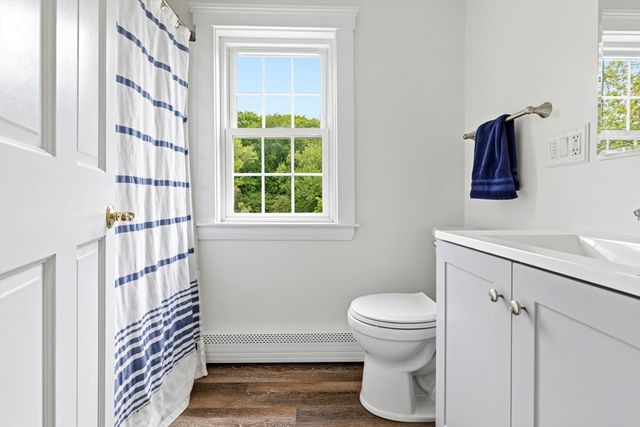 221 Central St, Hingham, MA 02043
