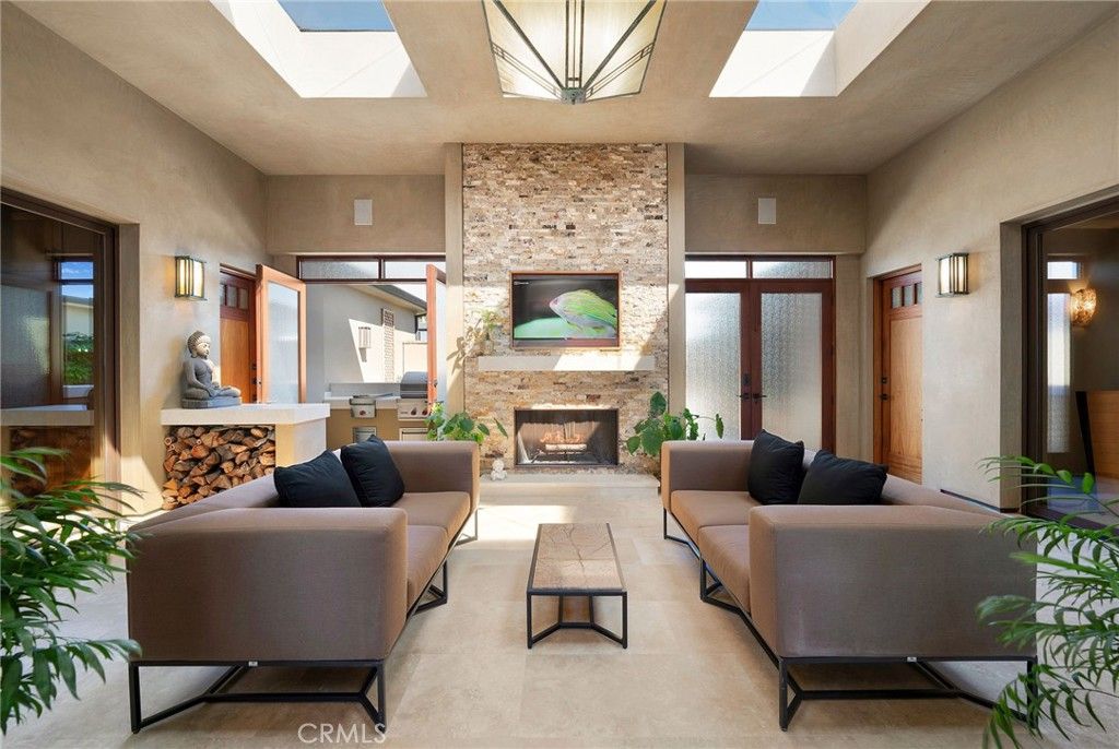 Image 3 of property listing at 32661 Sea Island Drive, Dana Point, CA 92629