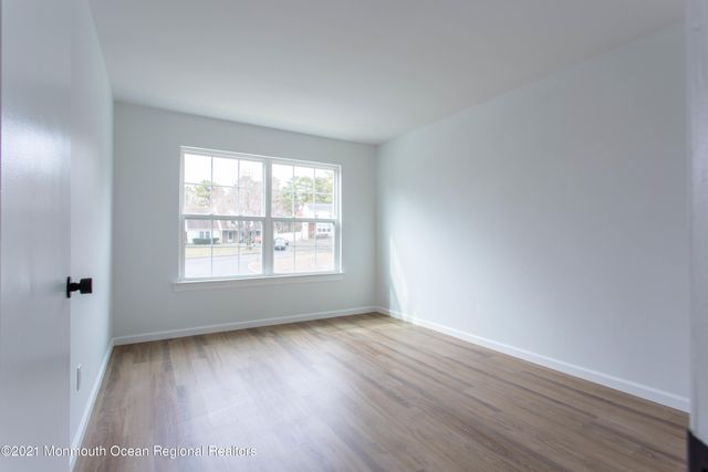 93 Diane Drive, Tinton Falls, NJ 07753