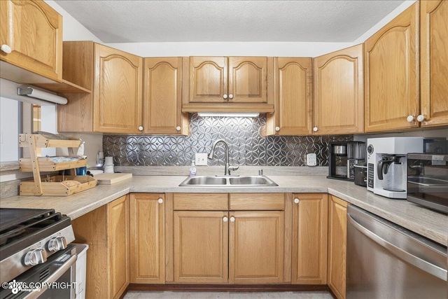 34180 Gas Well Road, Soldotna, AK 99669