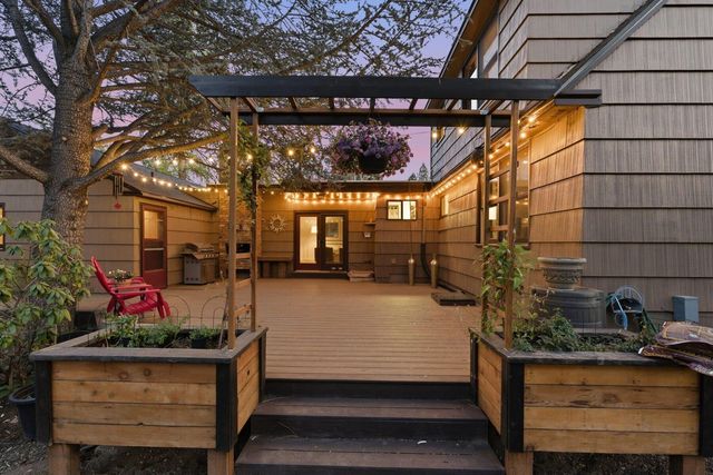 714 NE 10th Street, Bend, OR 97701