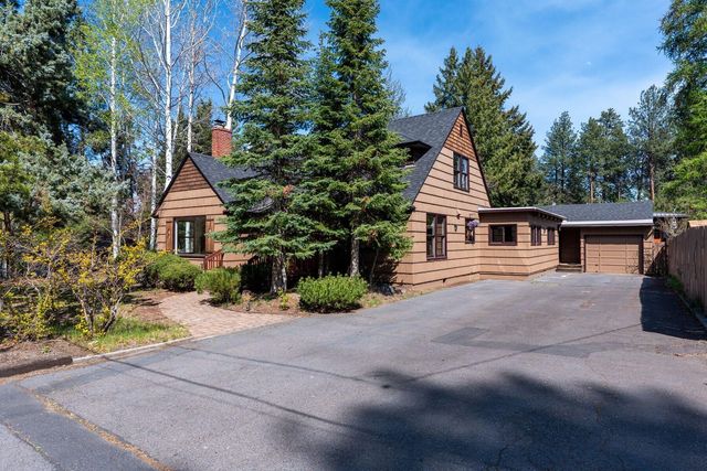 714 NE 10th Street, Bend, OR 97701