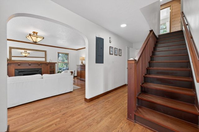 714 NE 10th Street, Bend, OR 97701