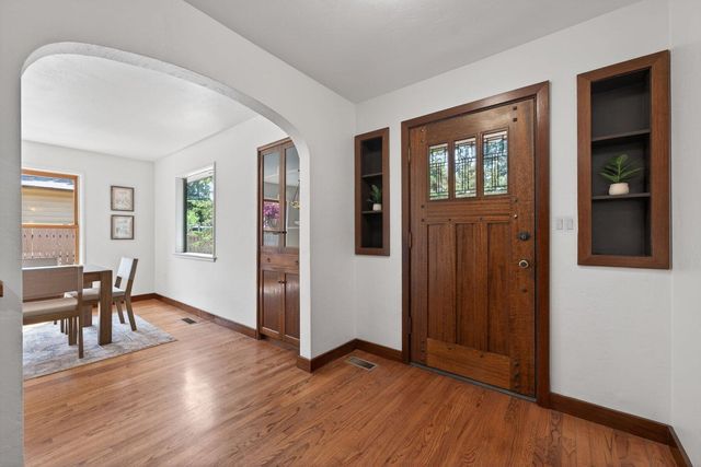 714 NE 10th Street, Bend, OR 97701