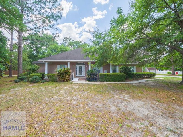 545 Cody Drive, Jesup, GA 31545