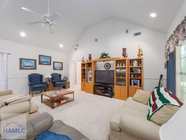 545 Cody Drive, Jesup, GA 31545