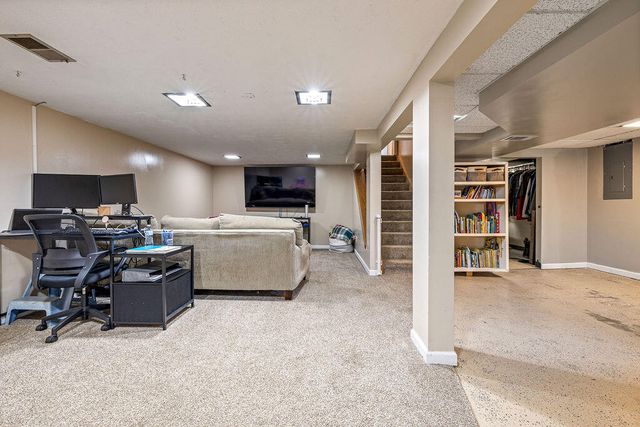 4825 Chippendale Drive 4825 Chippendale Drive, Springfield, OH 45503