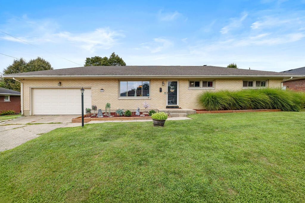 4825 Chippendale Drive 4825 Chippendale Drive, Springfield, OH 45503