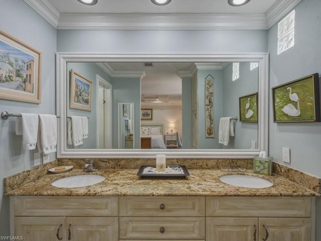 32 Covey LN 32, Naples, FL 34114