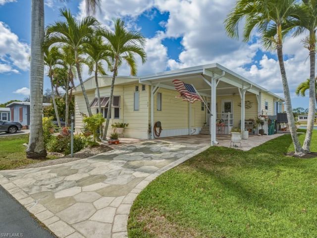 32 Covey LN 32, Naples, FL 34114