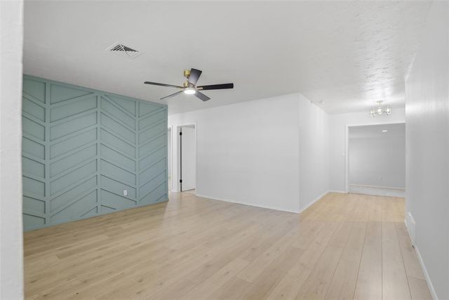 4704 Michael Drive, Del City, OK 73115