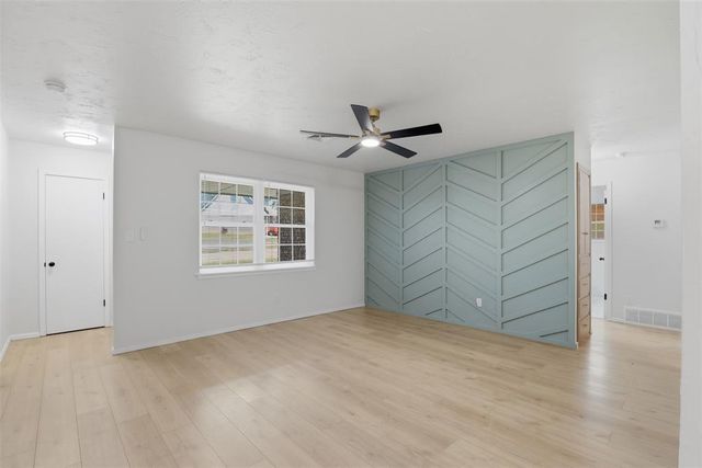 4704 Michael Drive, Del City, OK 73115