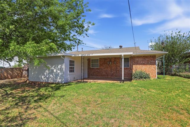 4704 Michael Drive, Del City, OK 73115