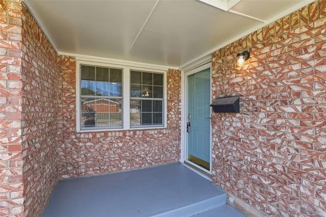 4704 Michael Drive, Del City, OK 73115