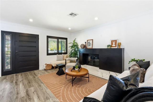 17126 San Fernando Mission, Granada Hills, CA 91344
