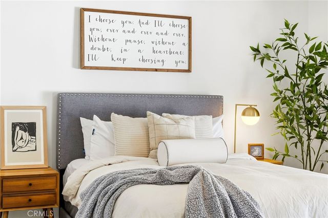 17126 San Fernando Mission, Granada Hills, CA 91344
