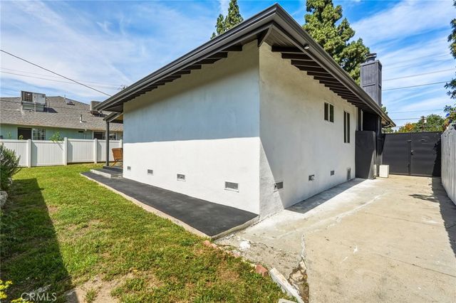 17126 San Fernando Mission, Granada Hills, CA 91344