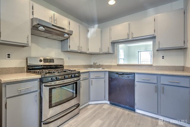 302 Palombi Court, East Brunswick, NJ 08816